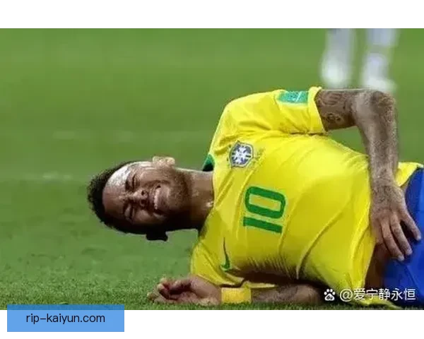 内马尔膝盖前十字韧带伤势分析及恢复趋势展望